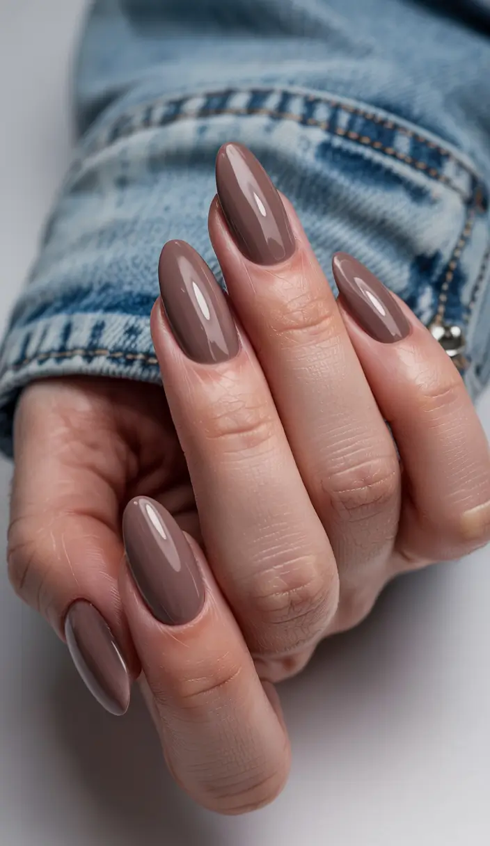 neutral nails 2026 Mushroom Taupe Gloss with Attitude