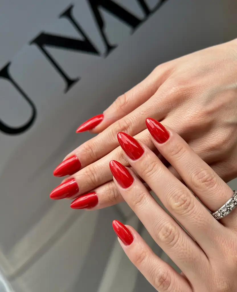 red-nails-2026-Red-Mirror-Shine-the-Power-Look