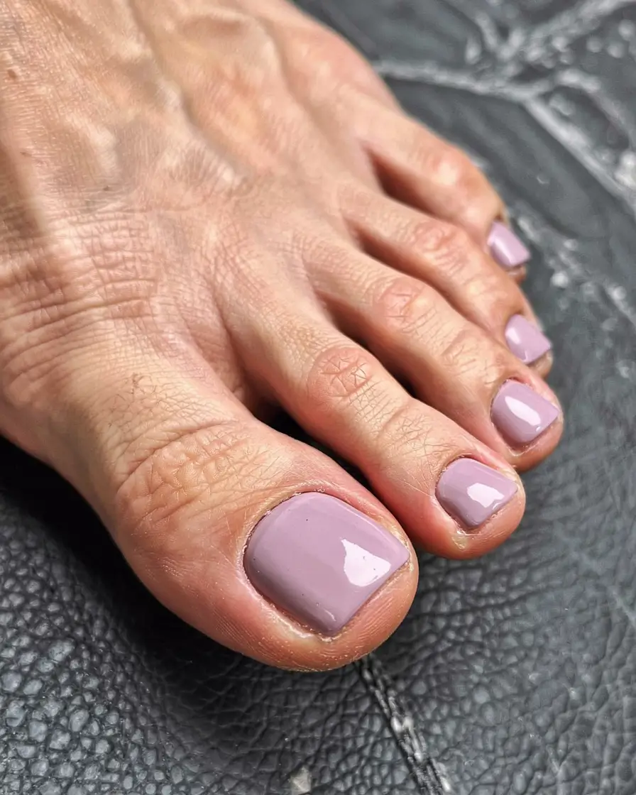 toe nails 2026 Dusty Violet With Soft Power