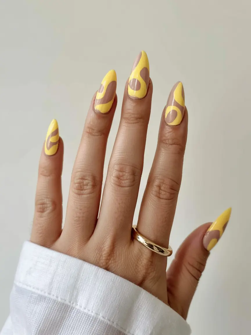 yellow nails 2026 Groovy Banana Loops on Negative Space