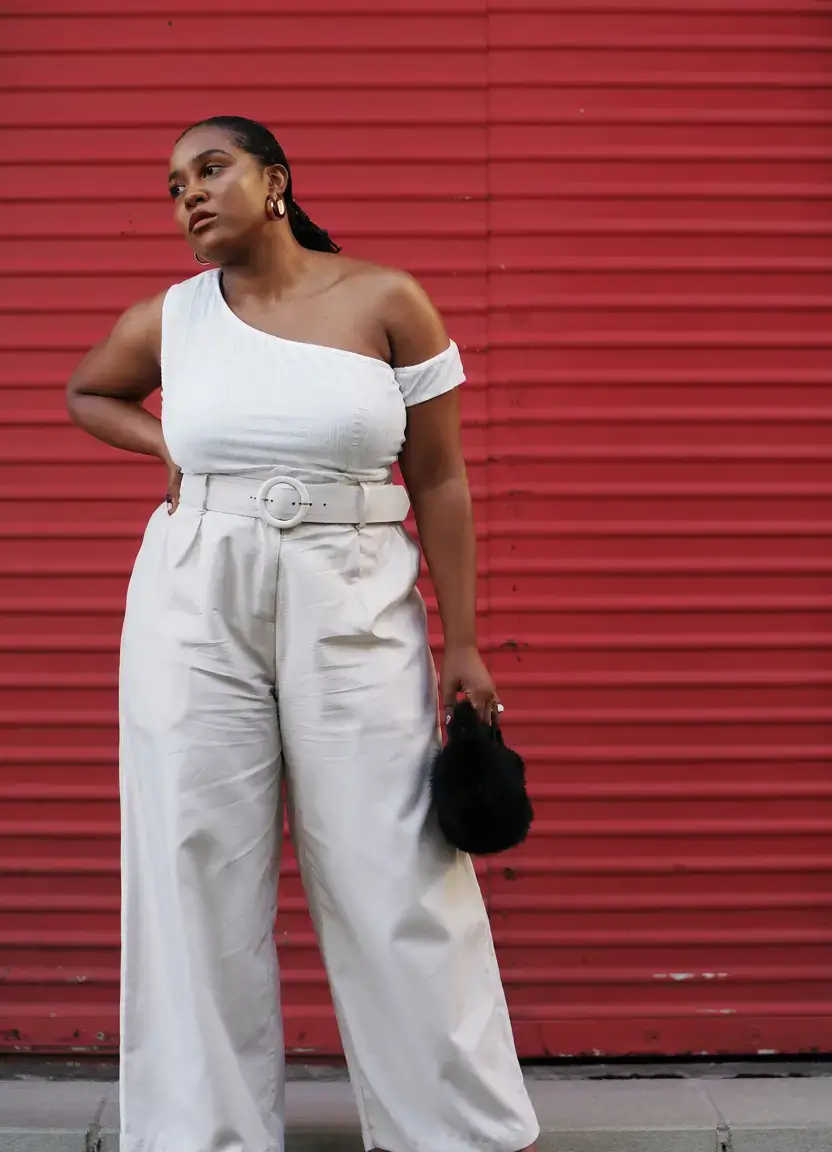 casual midsize spring outfits 2026 Monochrome Chic with a Shoulder Reveal