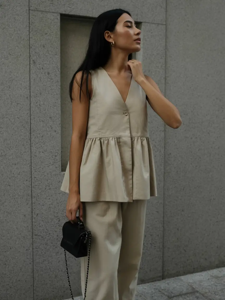 old money spring outfits 2026 looks Soft Volume in Sculptural Neutrals