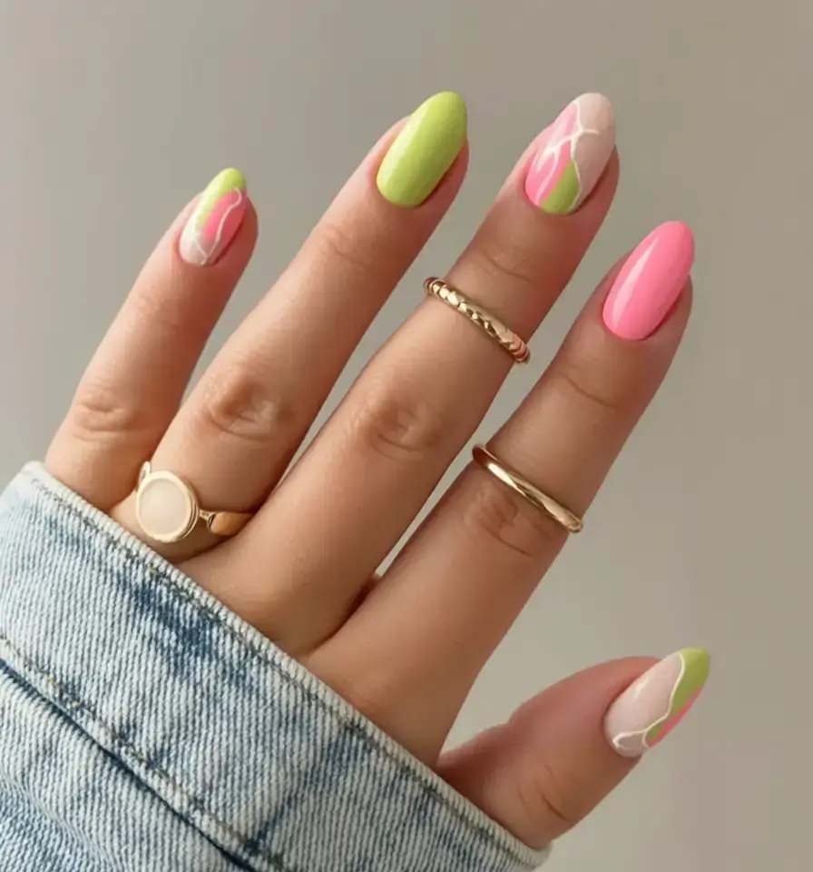 coolest fun spring nails 2026 Lemonade & Lime Squiggles