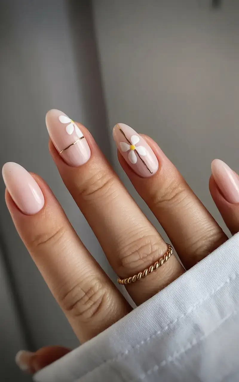 creative spring nail inspo 2026+Minimal Blush with Daisy Divide