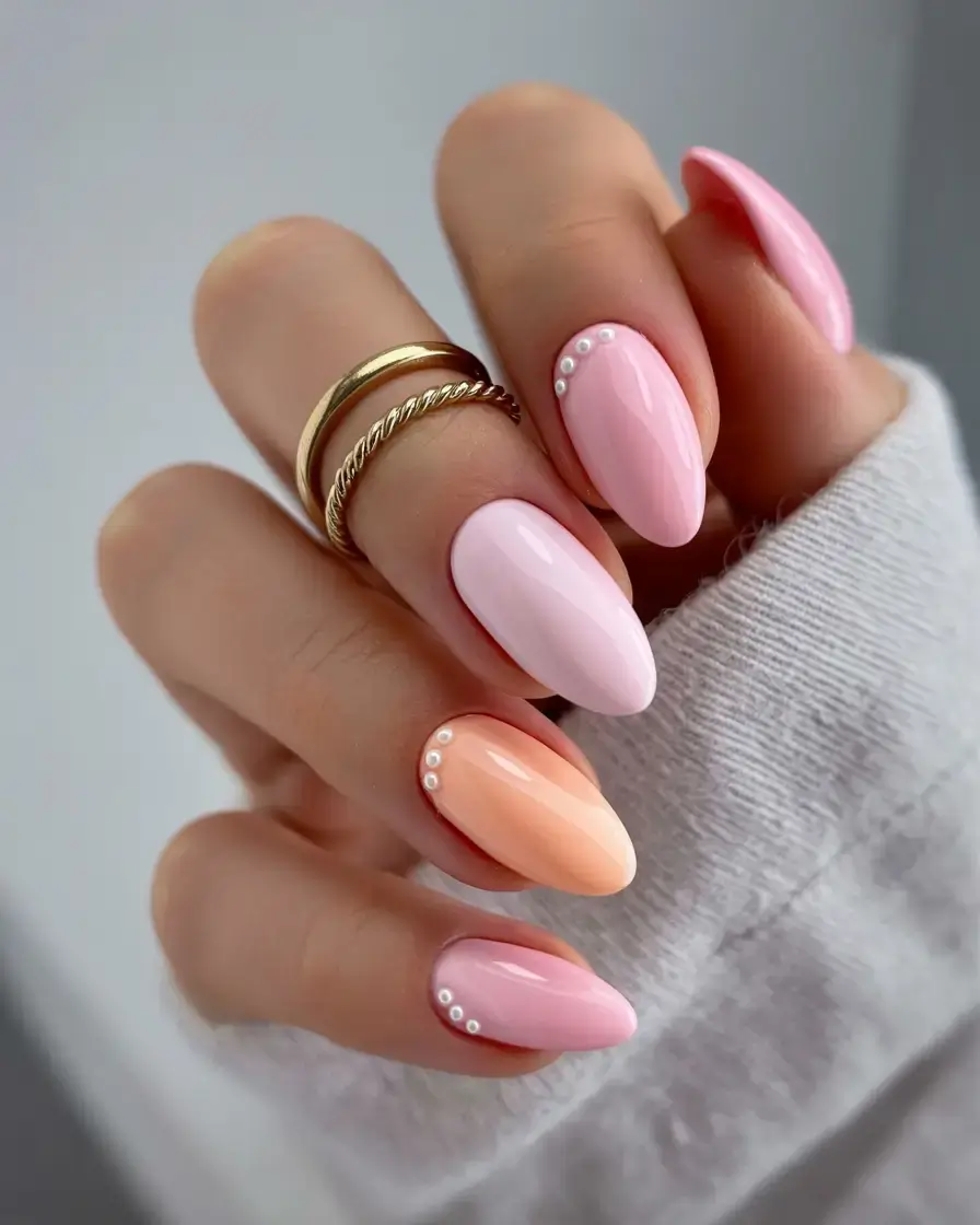 cute spring nails idea 2026+Peachy-Pearl-Gradient