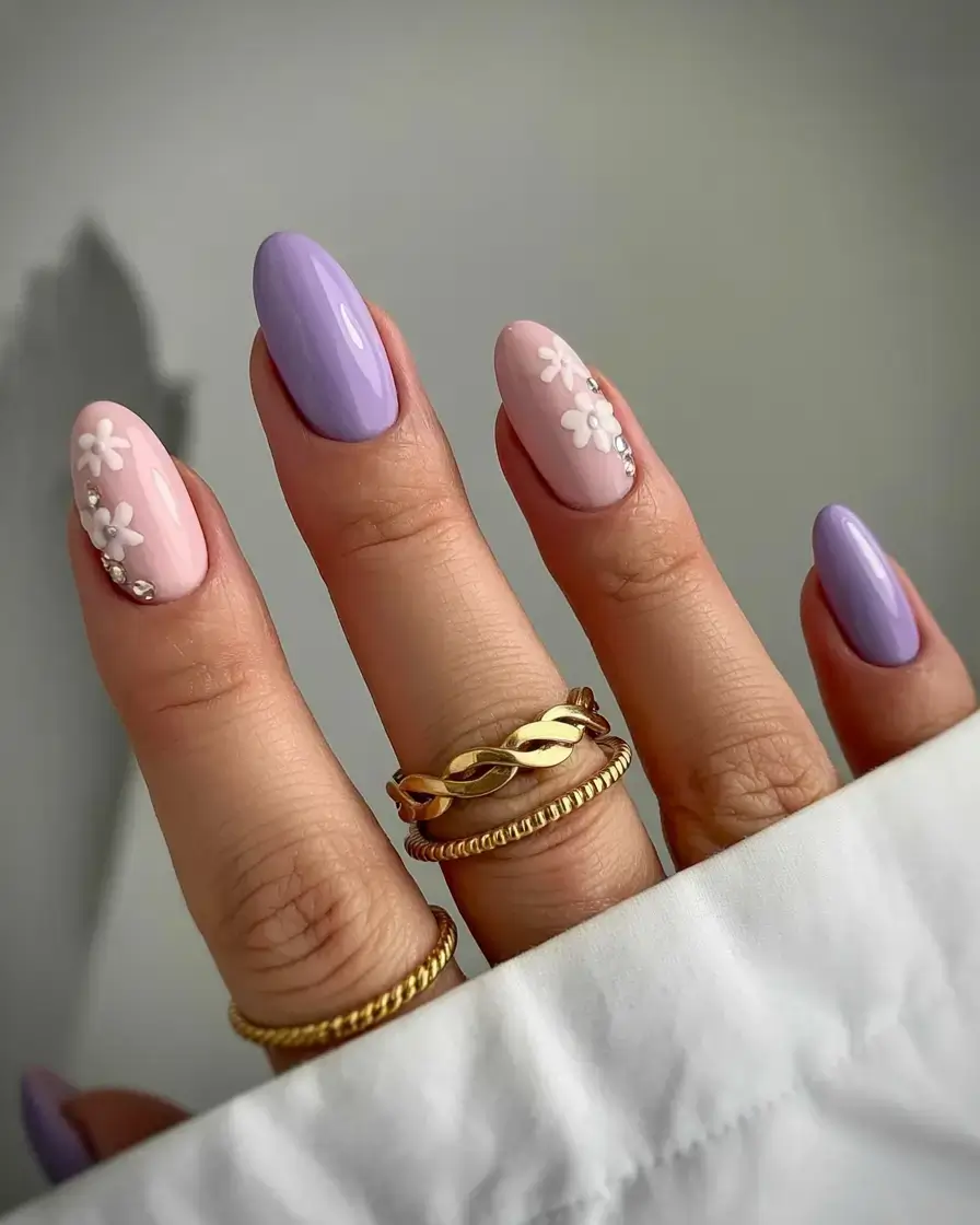 march nails design 2026 Floral Lilac Daydream