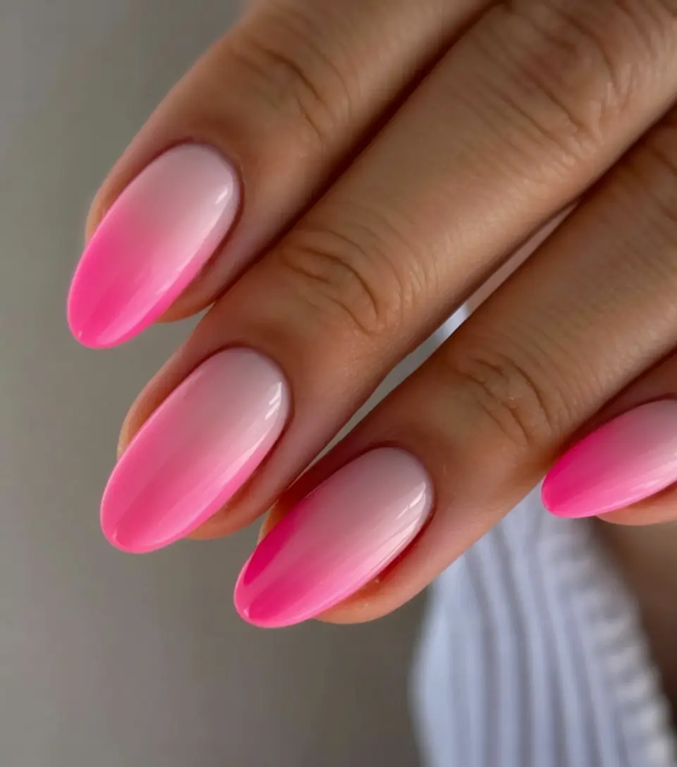 spring simple nails 2026 Pink Sunrise Fade