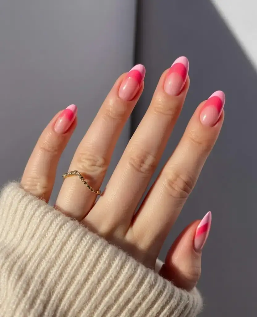 beautiful spring aura nails 2026 Playful Pink Waves with a Modern Aura Twist