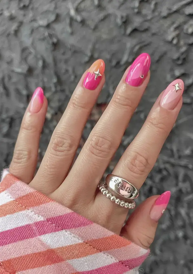 cute easy spring nail designs 2026 pink gradient star manicure