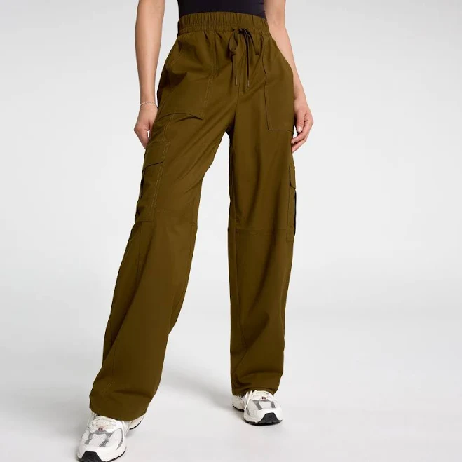 CALIA Women's Effortless Nyluxe Cinch Cargo Pant