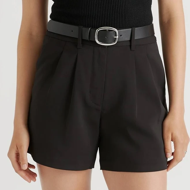 Stretch Crepe Pleated Short in Black