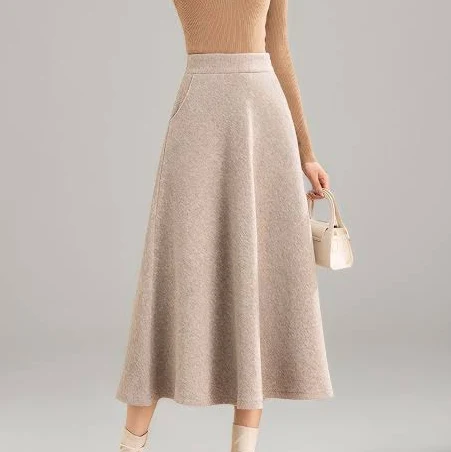 Women's High-Waisted Wool Skirt with Pockets