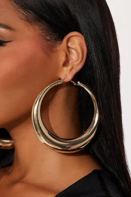 Fashion Nova Women's Catalina Oversized Hoop Earrings