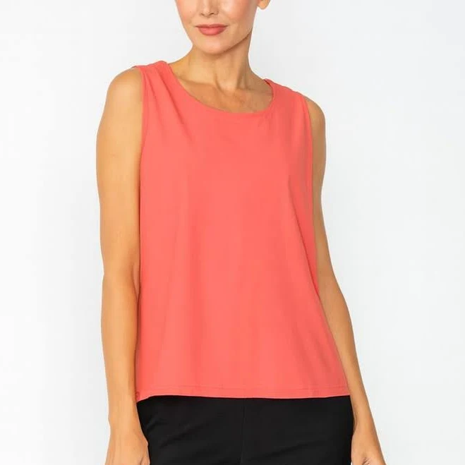 Round Neck Sleeveless Top