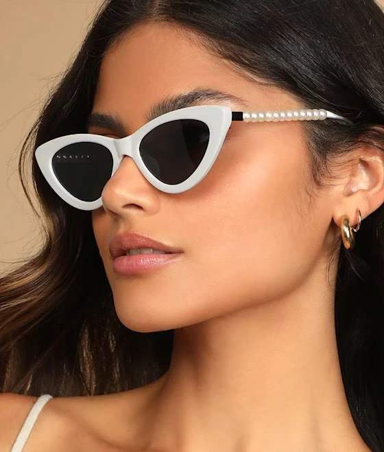Lulus Mini Cat-Eye Pearl Sunglasses