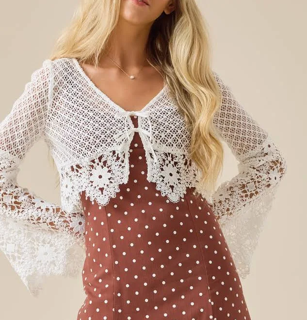 layer Altar'd State Viena Crochet Kimono IVORY Material Altar'd State $64