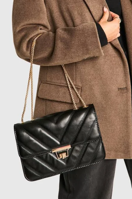 bag Boohoo Women's Quilted Faux Leather Crossbody Chain Bag boohoo USA $14.4