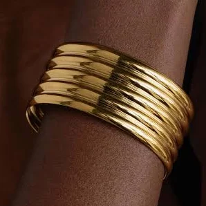 accessory Caitlyn Minimalist 18K Gold Ribbed Groove Cuff Bracelet Caitlyn Minimalist $28.4