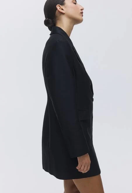 dress H&M Ladies Double-Breasted Jacket Dress H&M $35.99