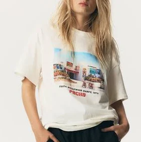 top Ladies H&M Oversized Printed T-Shirt H&M $13.99