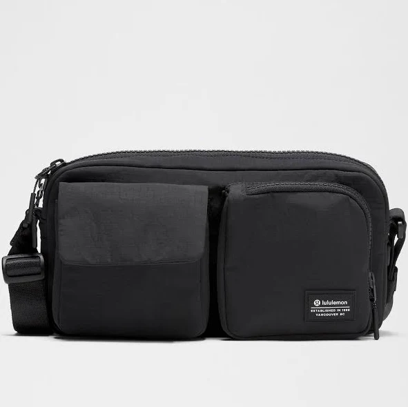 bag Lululemon Multi-Pocket Crossbody Bag 2.5L lululemon $68