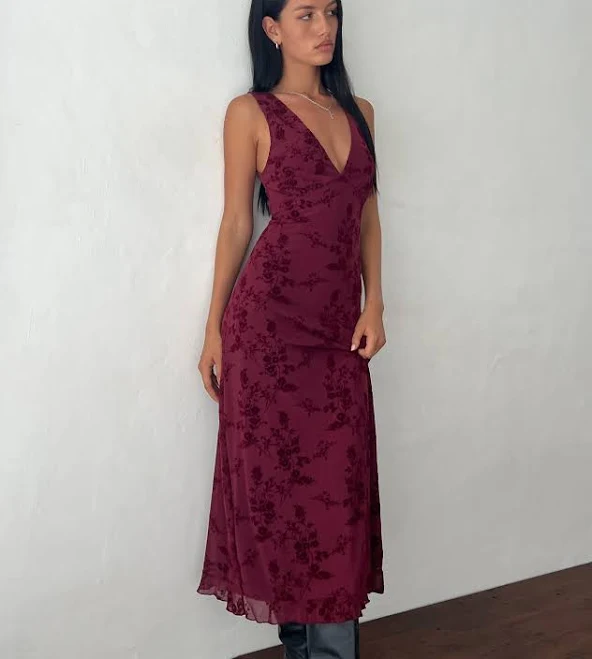 dress Motel Gabriela Flocked Floral V-Neck Midi Dress Motel Rocks USA $72