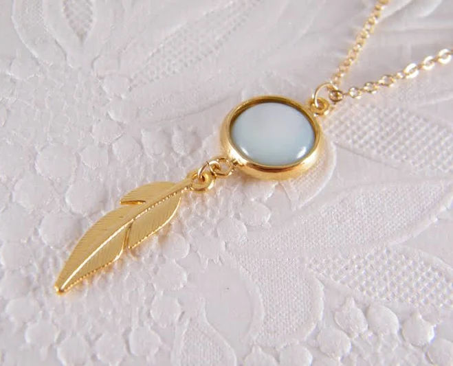 accessory Sea Shell Feather Pendant Necklace Etsy - SheriEthnicJewelry $43