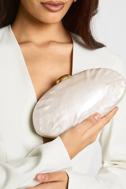 boohoo Women's Pearlised Hard Shell Clutch Bag