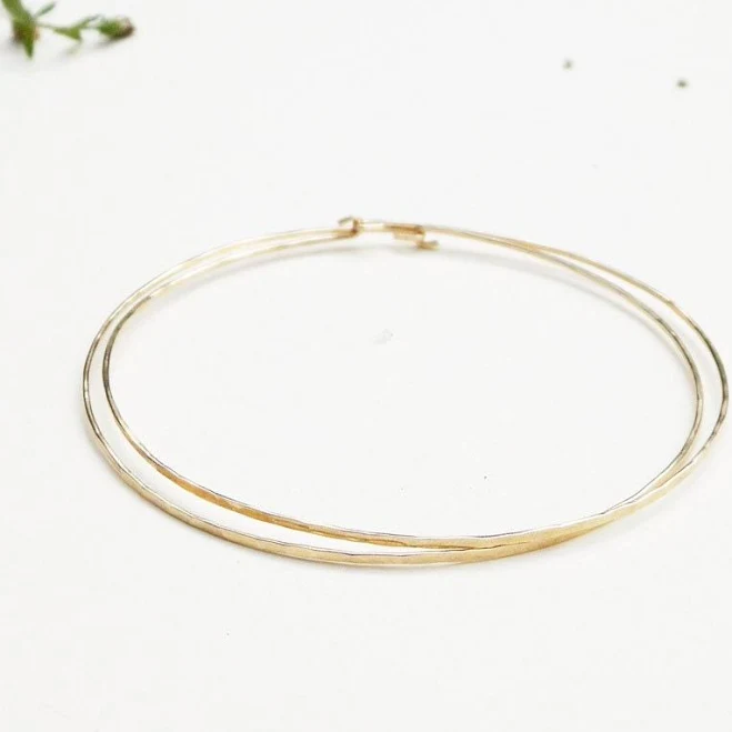 Minimalist Gold Bangle Bracelet
