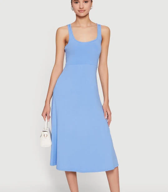 Women's Scoop Neck Fit and Flare Midi Dress with Side Pockets