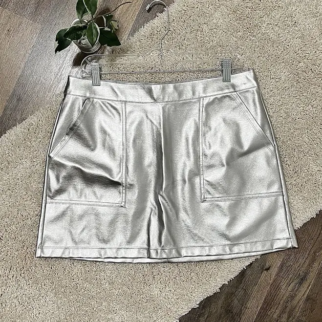 A Day Medium Metallic Silver Faux Leather High-rise A-line Mini Skirt