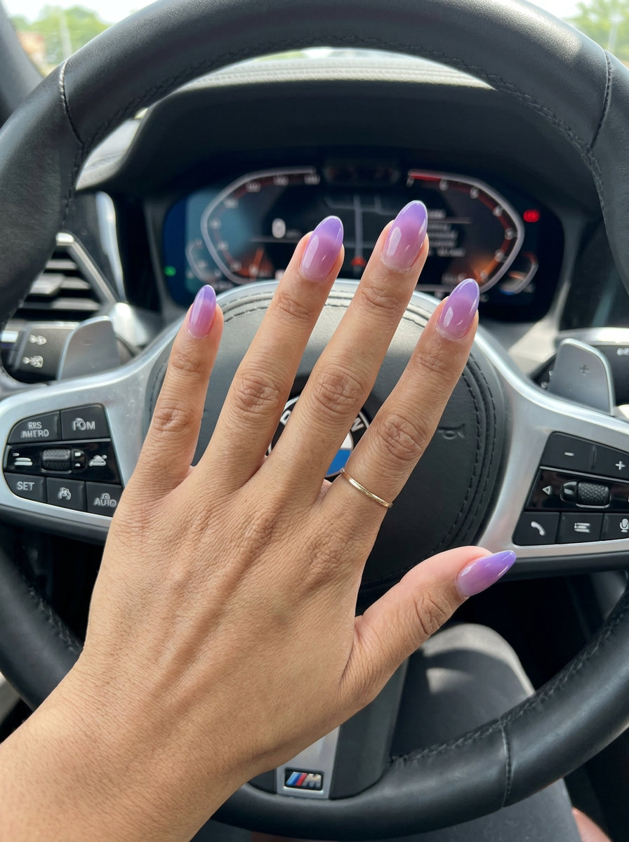 Purple Vacation Nails 2026: Violet Ombre Sunset Almond Violet ombre sunset almond nails for vacation 2026. Dreamy gradient for romantic getaways.