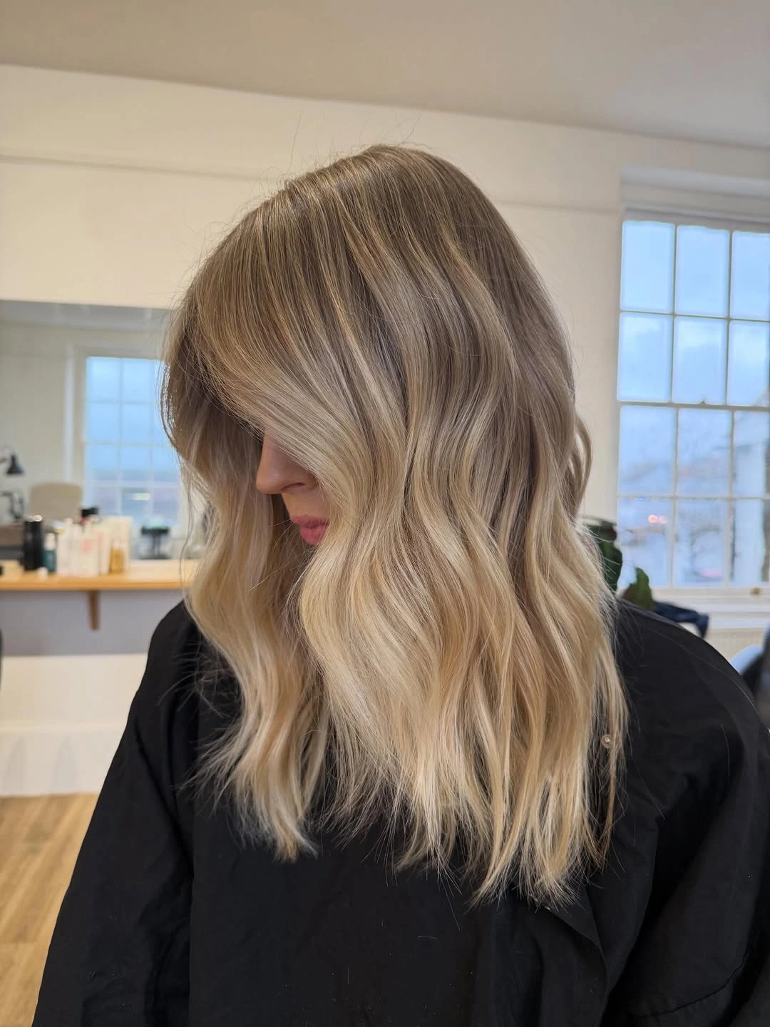 babylights hair ideas Soft Vanilla Babylights on a Textured Lob