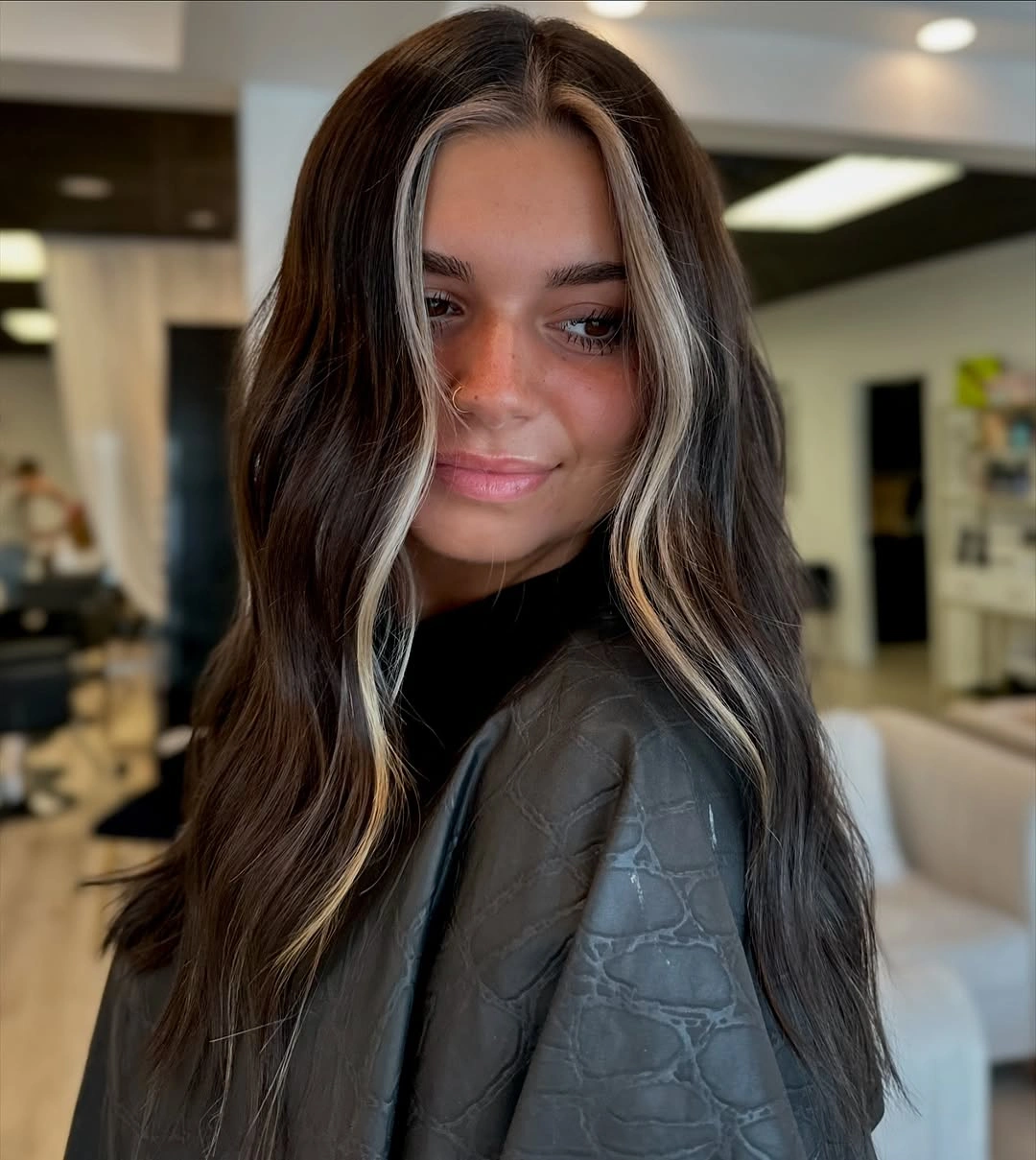 babylights hair ideas Bold Face-Framing Babylights on Rich Espresso Hair