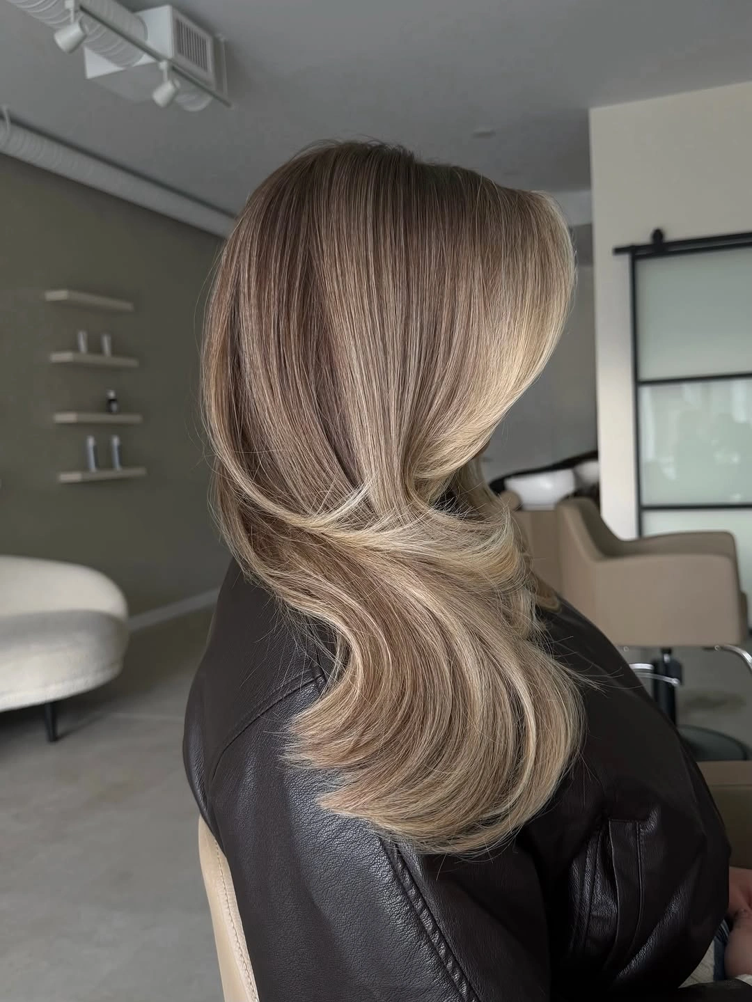 babylights hair ideas Silky Mushroom Blonde Babylights With Feathered Layers