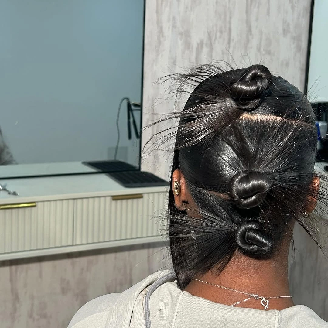 bantu knots hairstyles Vertical Half Up Bantu Knots With Glossy Lengths