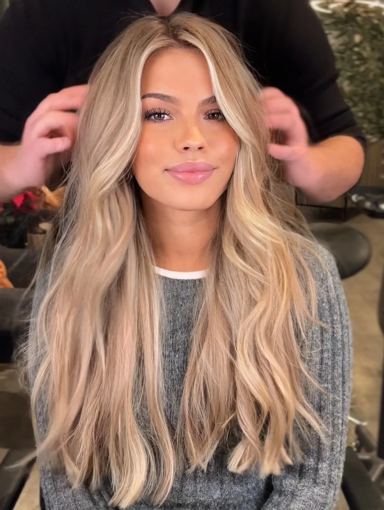 beige blond hair color Soft Champagne Beige Blonde With Effortless Layers