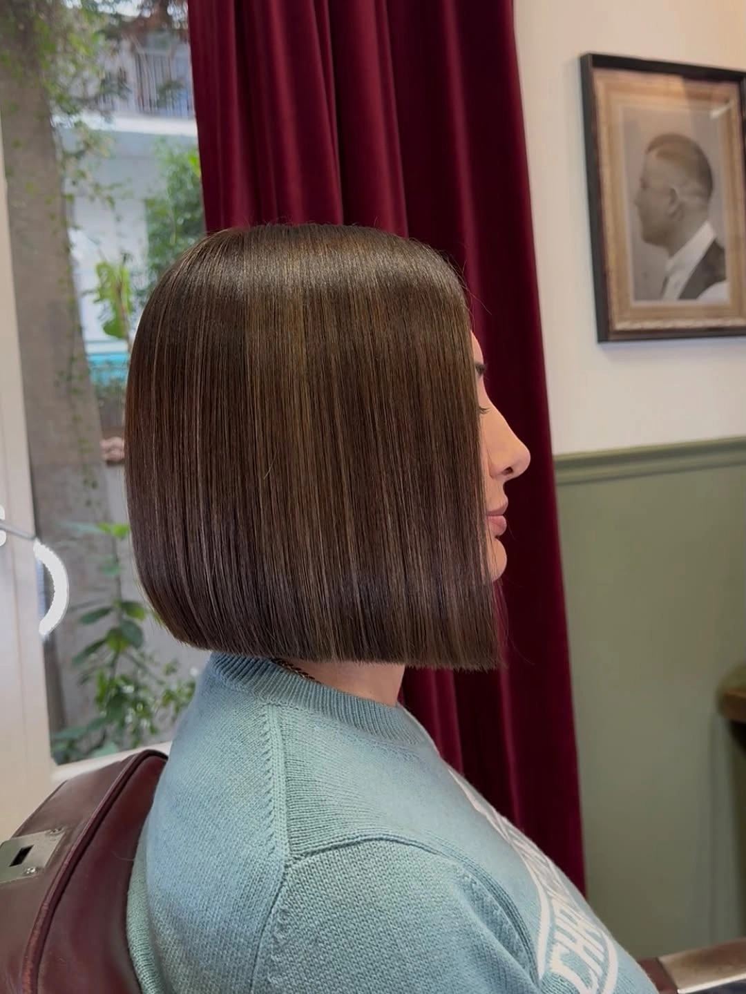 bobbed haircut for women Glass Straight Precision Bob