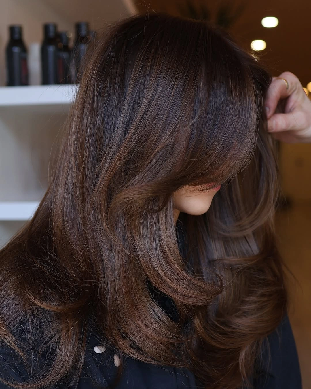 dimensional brunette hair color Warm Mocha Brunette With Feathered Volume