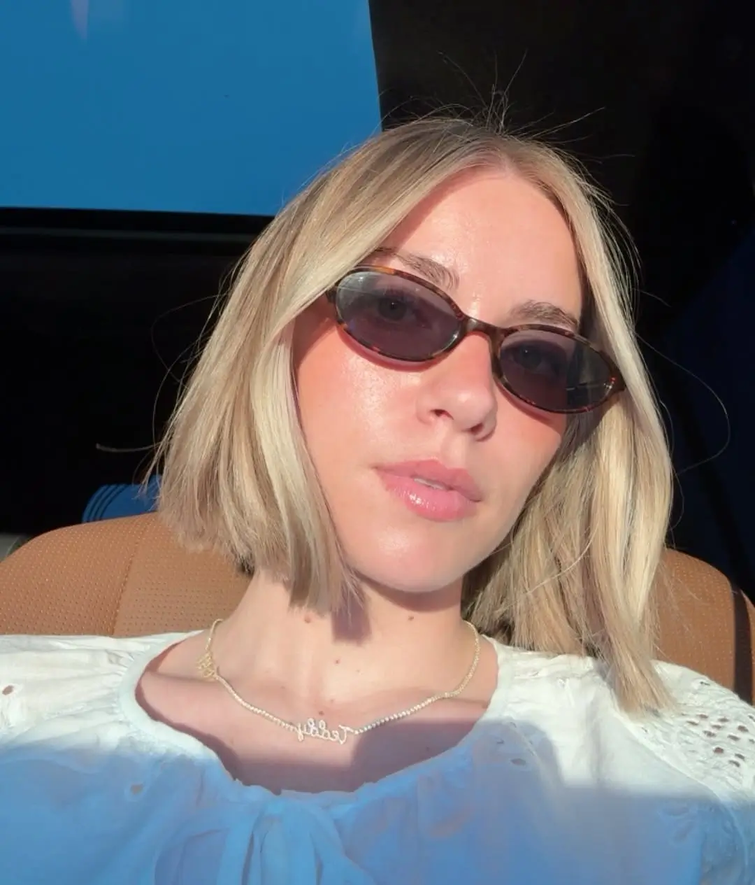 fall French Bob 2026 Minimalist Blonde French Bob with Sleek Center Part
