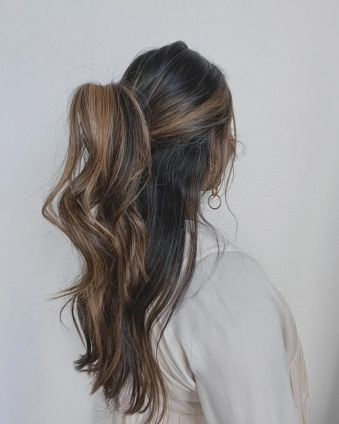 fall hairstyles for long hair 2026 Modern High Ponytail With Soft Face Framing Pieces