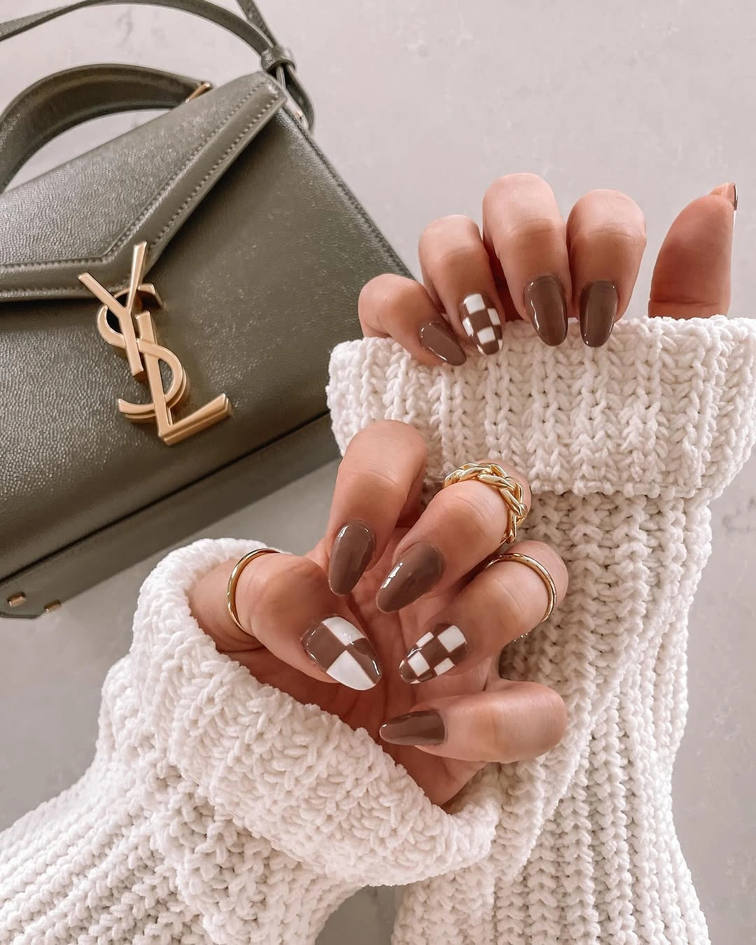 Fall Manicure 2026 Chocolate Checkerboard Nails with Cozy Sweater Style