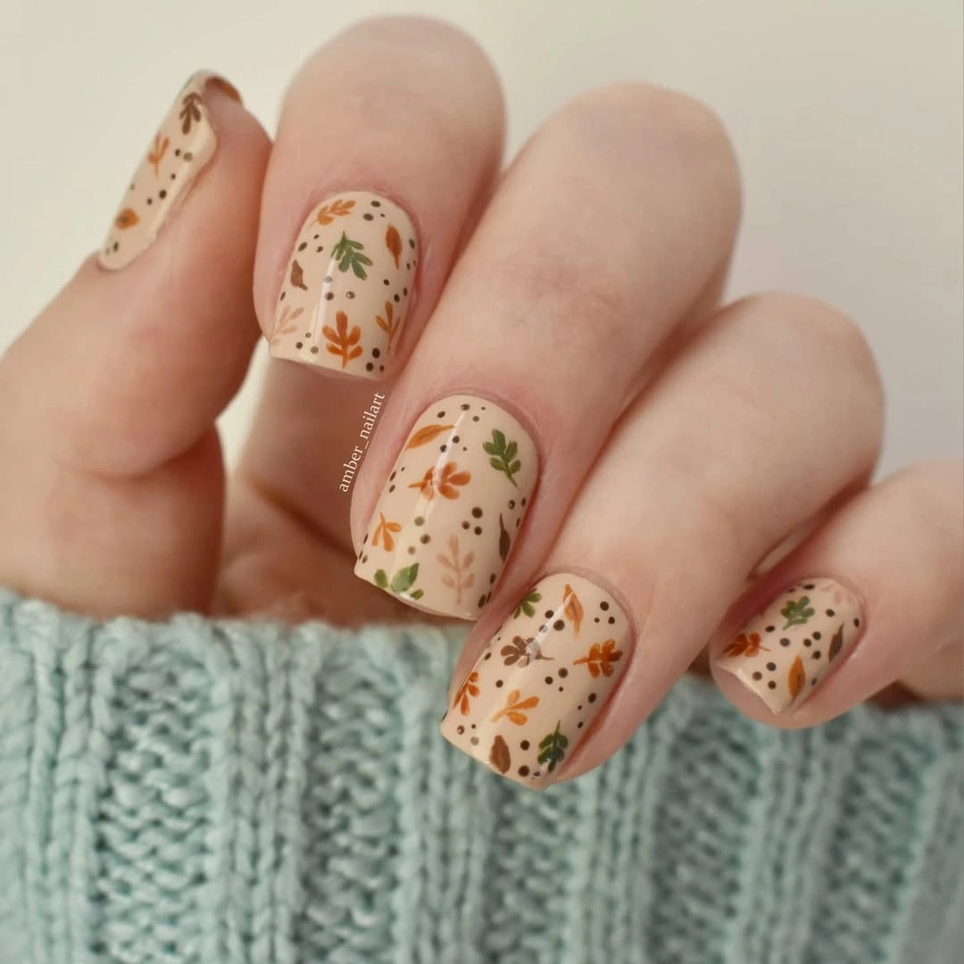 Fall Manicure 2026 Delicate Autumn Leaves on Natural Nude Nails