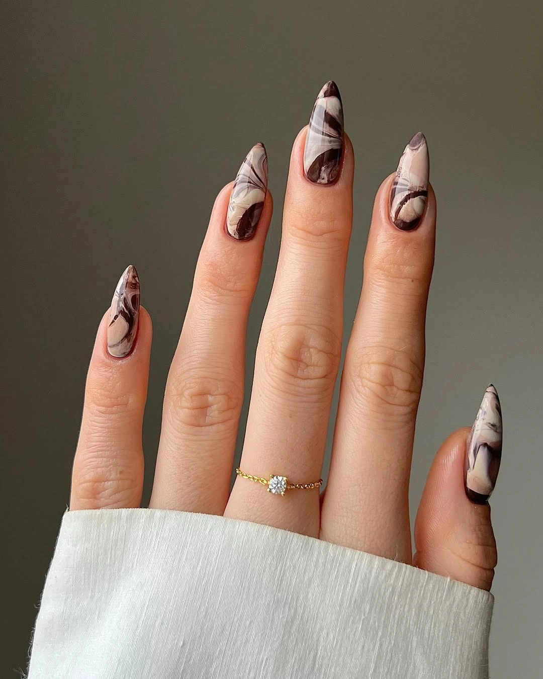 Fall nail art 2026 Chocolate Marble Nails with Smoky Stone Effect