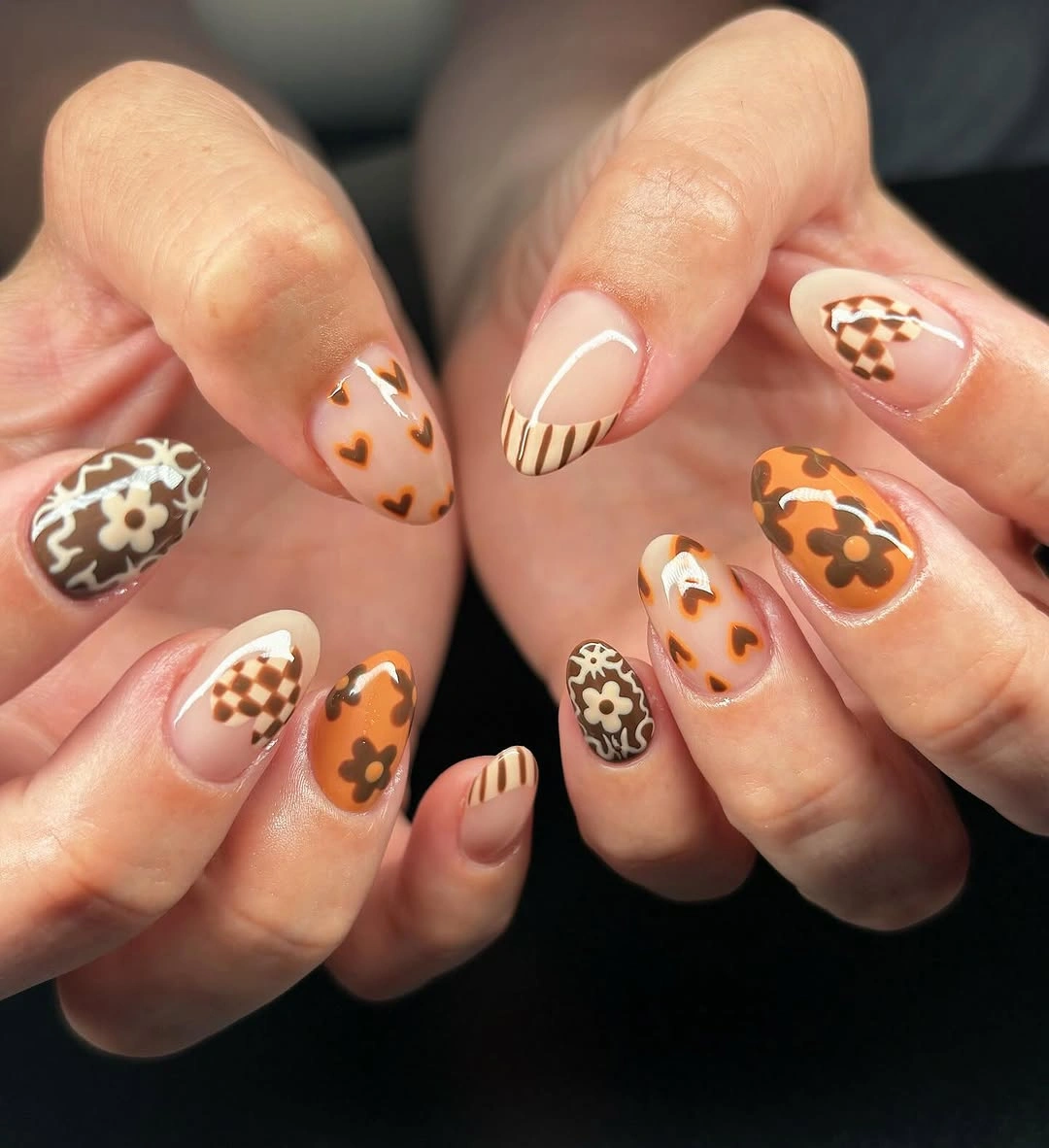Fall Nail Designs for All Skin Tones 2026 Playful Retro Autumn Nails Full of Cozy Personality