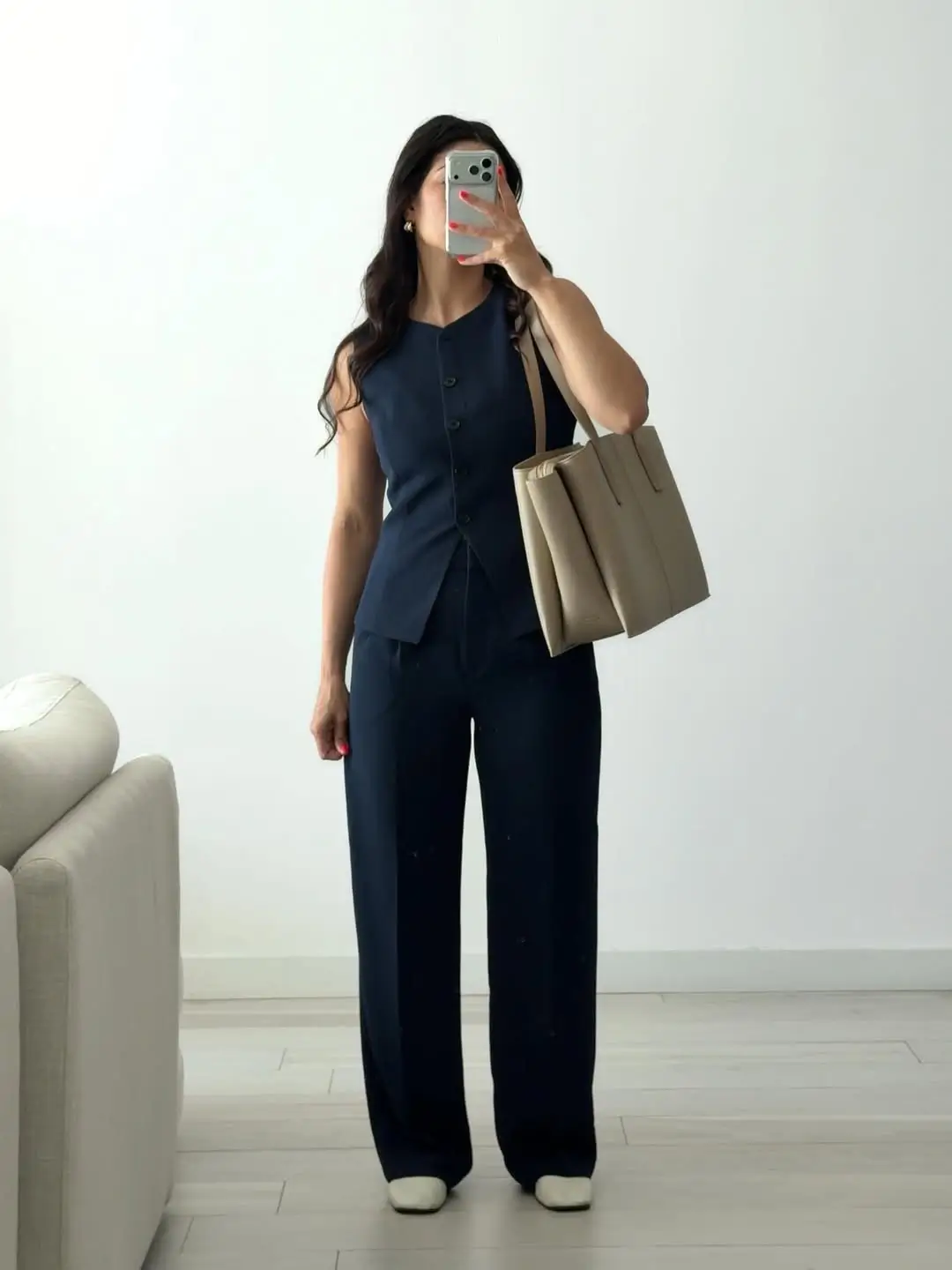 fall office outfits for women 2026 Minimalist Vest Suiting for a Modern Executive Look