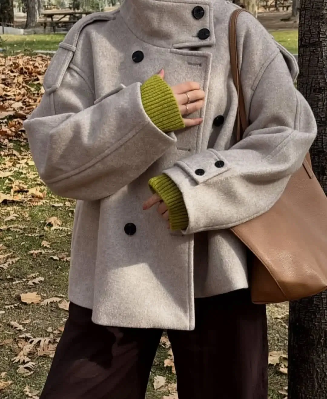 fall outfits with peacoat 2026 Oversized Cream Tailoring With Cozy Autumn Texture