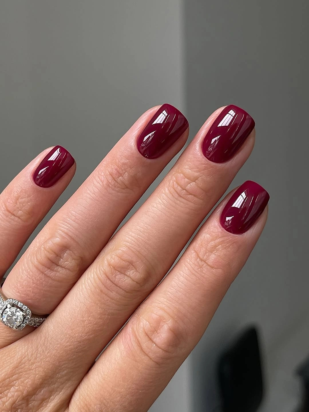 Fall red nails 2026 Deep Merlot Short Nails for Effortless Autumn Style