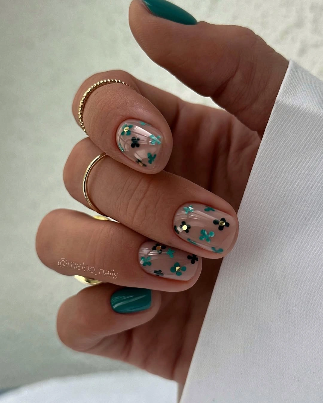 Fall short nails 2026 Fresh Green Floral Nails With A Modern Botanical Twist