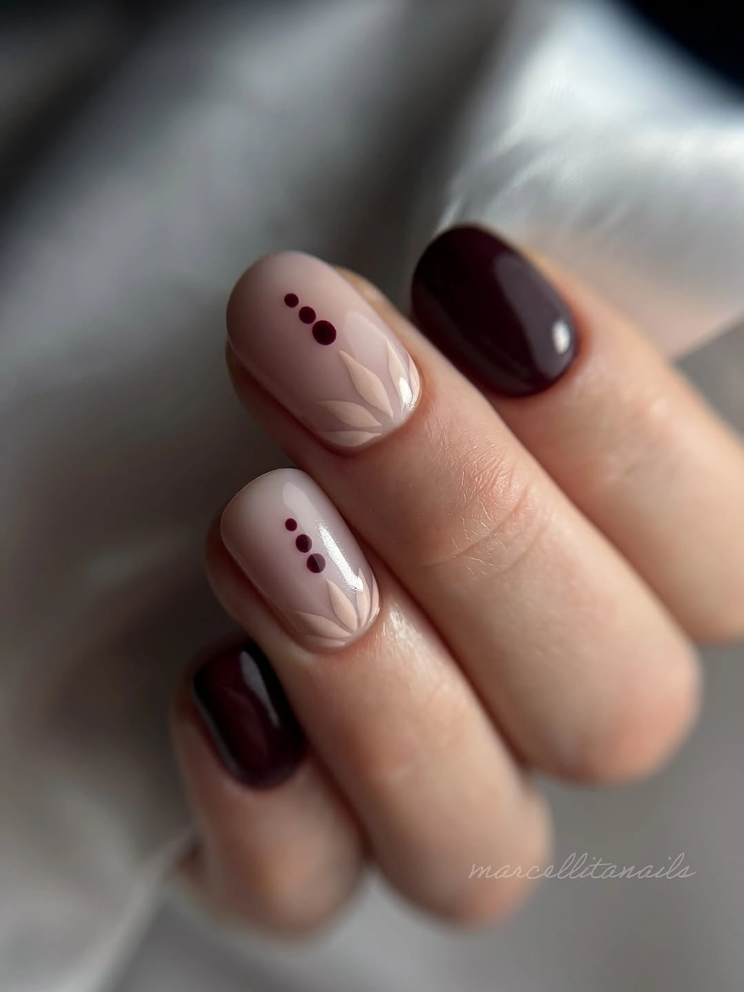 Fall short nails 2026 Elegant Berry Leaves For A Soft Autumn Look